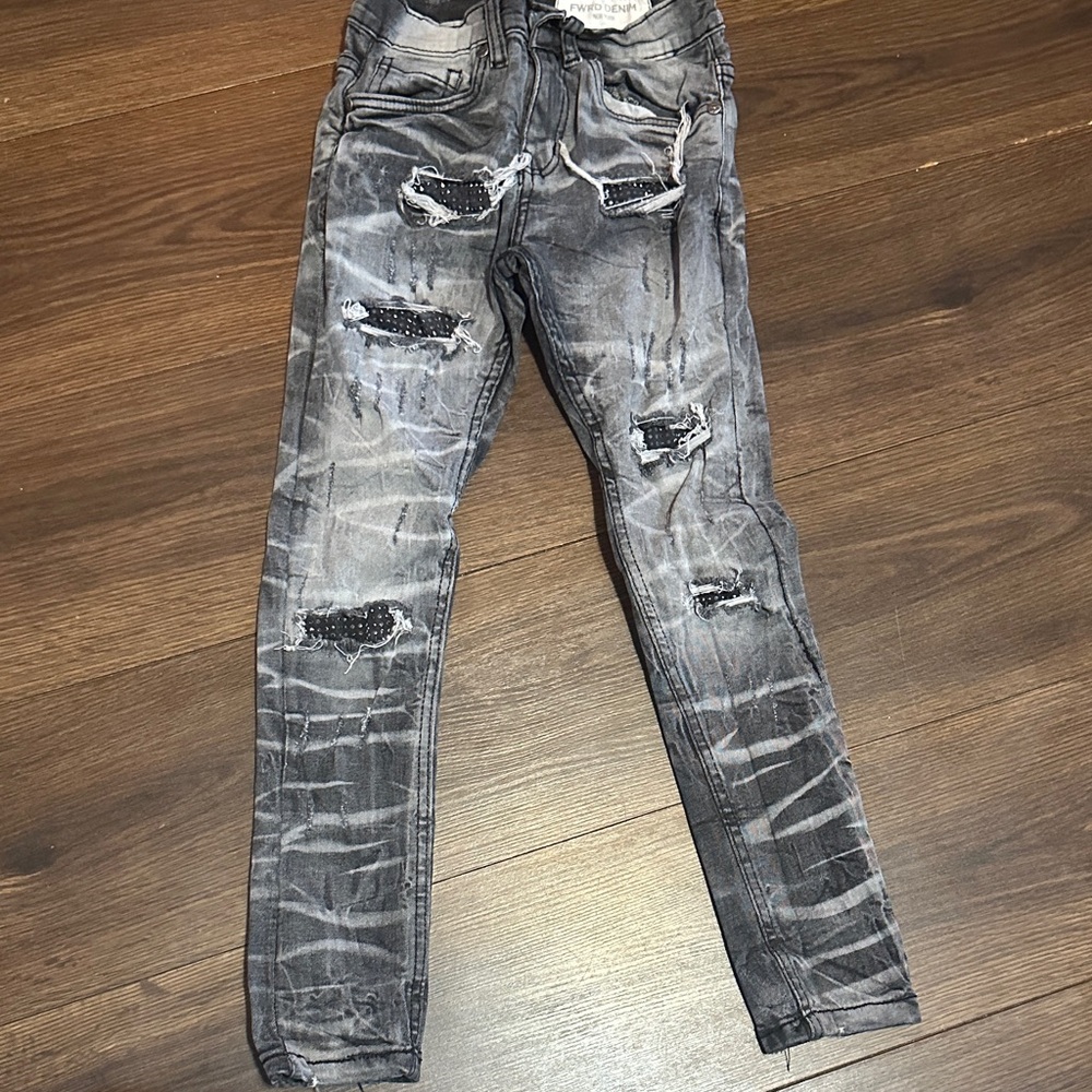 Kid’s Distressed Gray Ripped Skinny Jeans